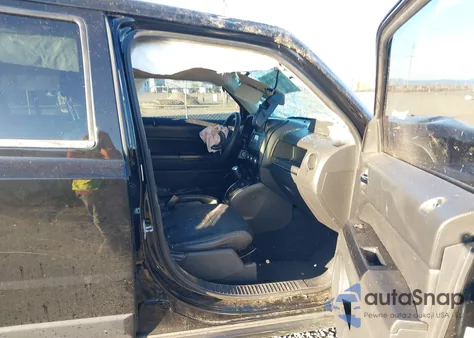 2012 Jeep Patriot Sport z USA, uszkodzony, nr VIN 1C4NJRBB8CD576132